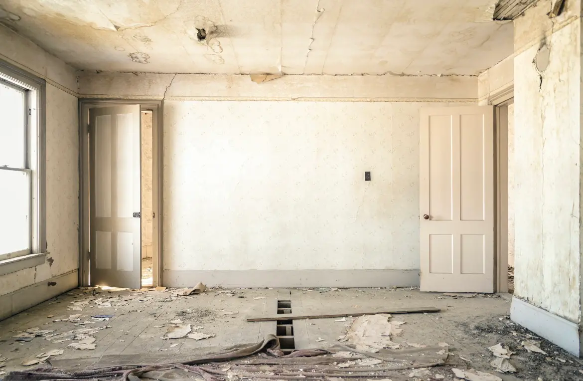 Waste disposal crew managing a cleanout project in Port Lavaca